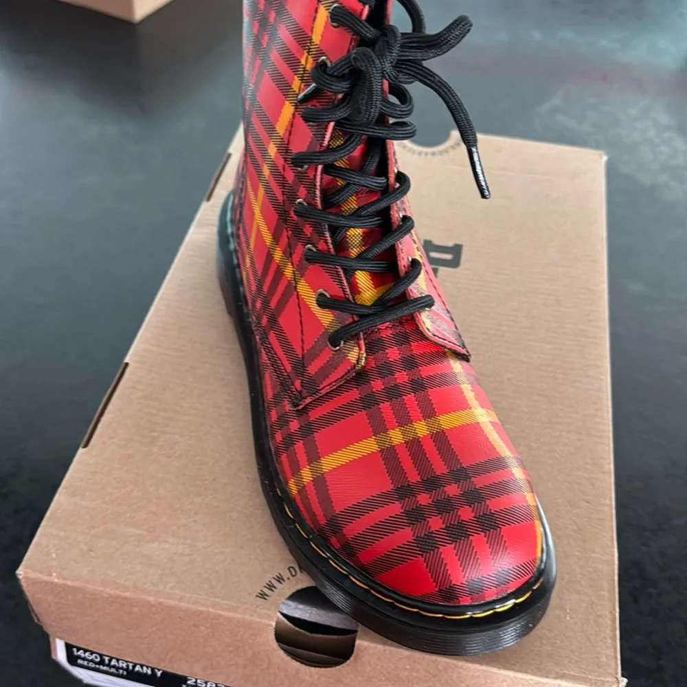 Dr.Martens 1460 Tartan Y boots - Picture 1 of 6